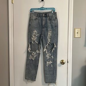 American Eagle distressed jeans